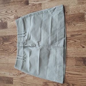 (8) GAP Khakis 100% Cotton Khaki Skirt Cargo Outdoor Casual Neutral Vacation